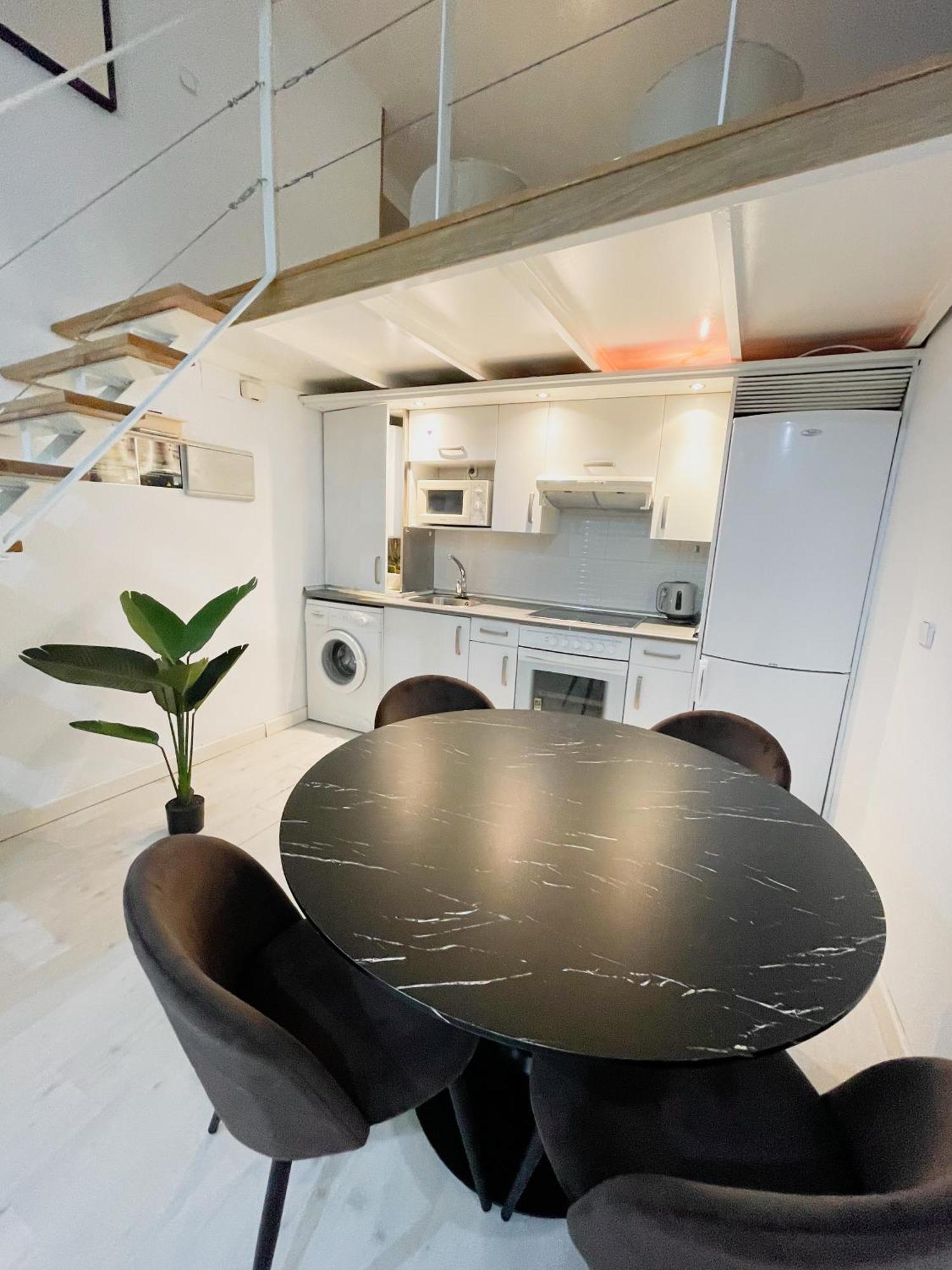 Carretas Duplex Interior Apartment Madrid Exterior foto